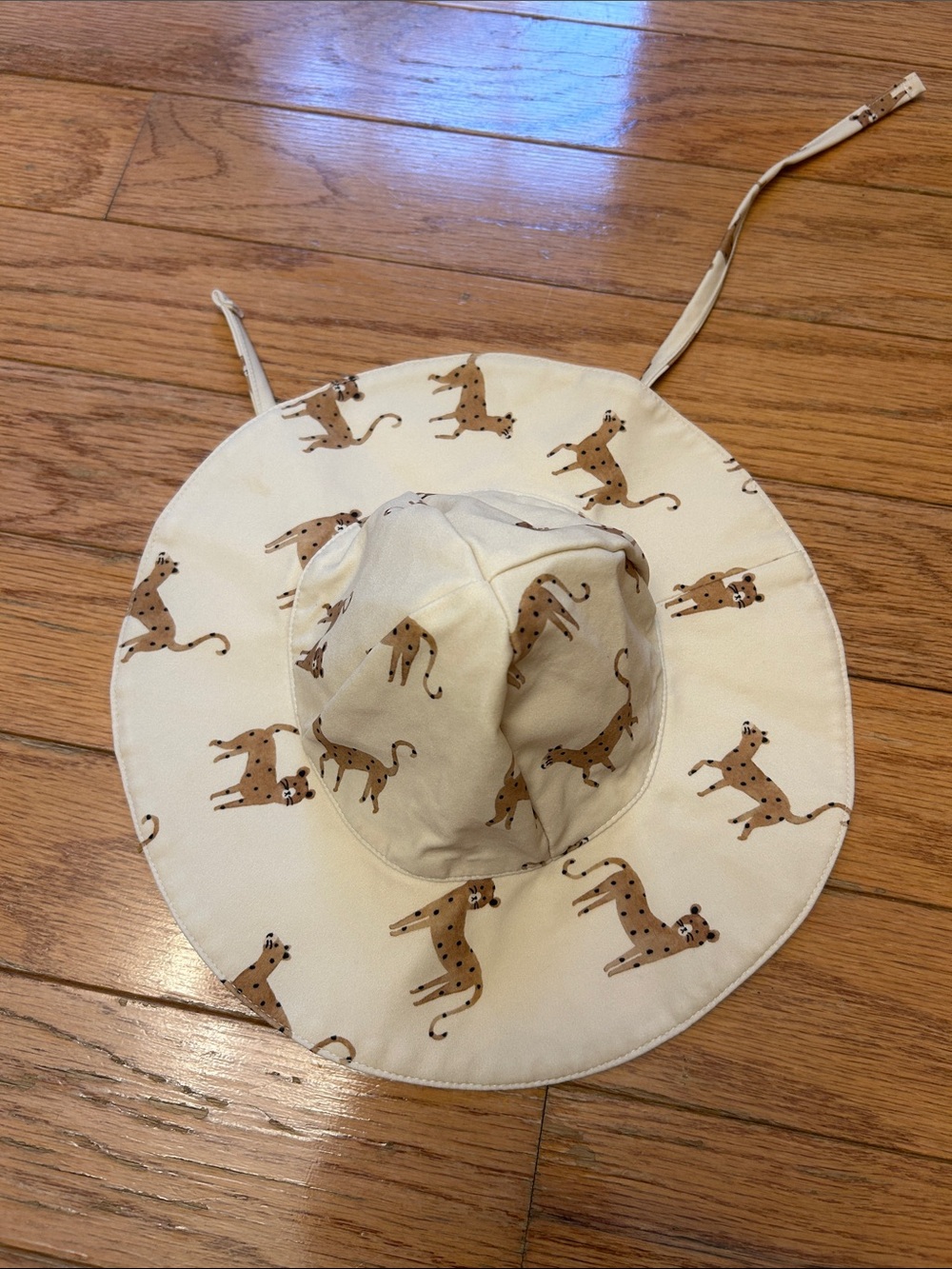 Cream Wide-Brim Sun Hat with Brown Anima Print